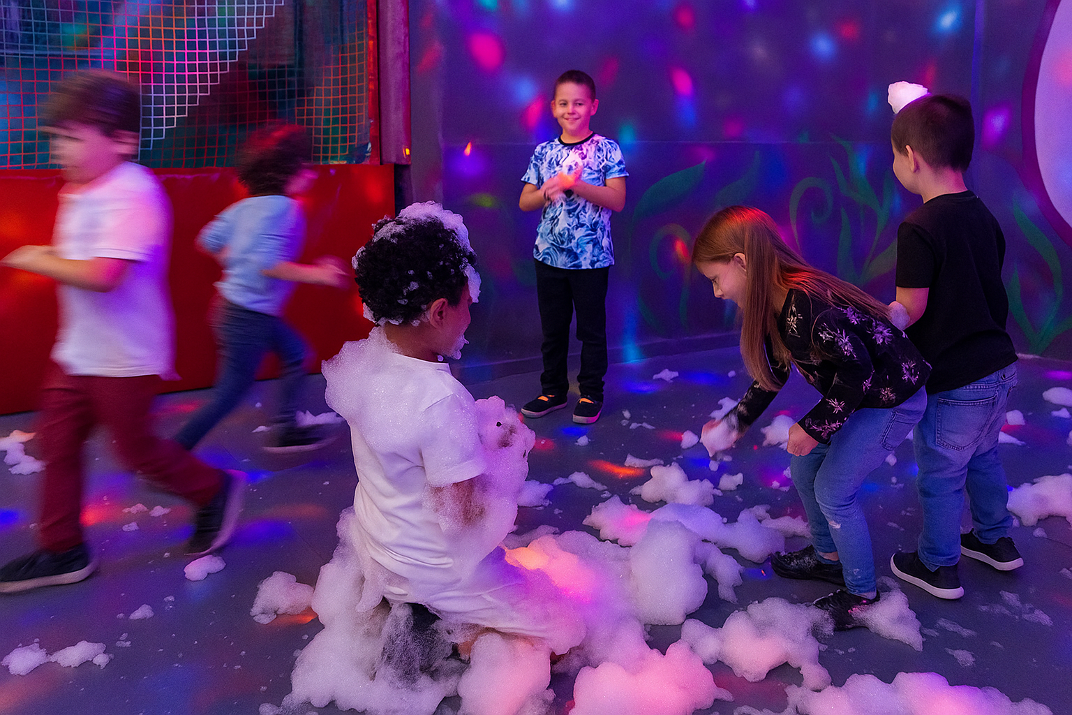 fiesta-de-espuma-y-disco-para-bailar-parque-infantil-palma