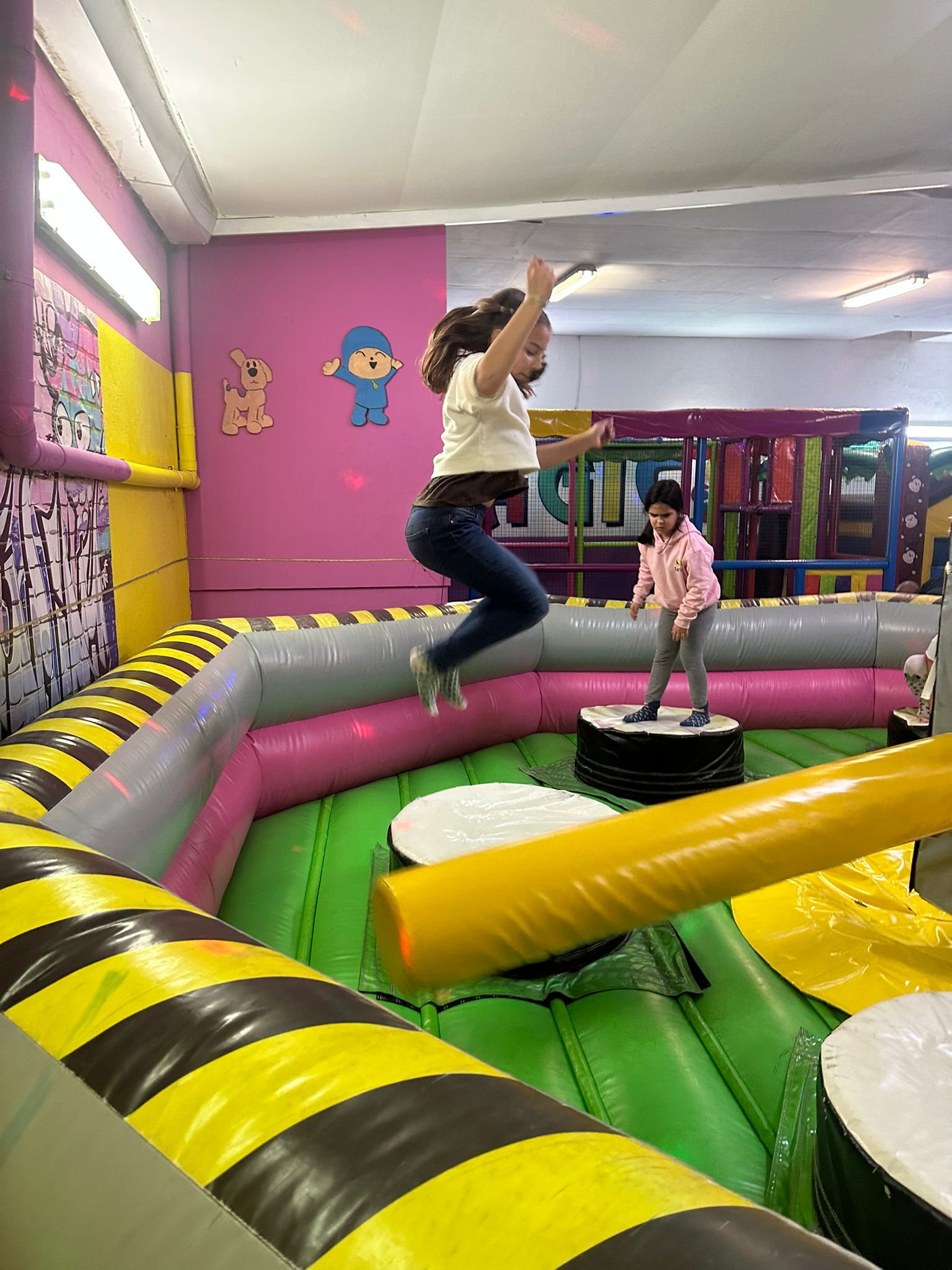 zona-niños-mayores-parque-infantil-palma